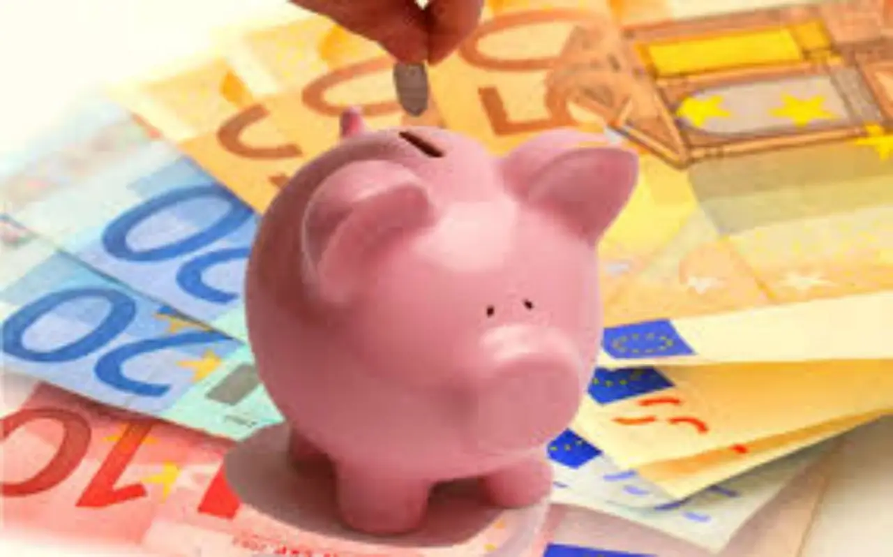 Quanto si guadagna con gli interessi su 100.000 euro? Scopri come variabili e scelte possono influire sulle tue rendite