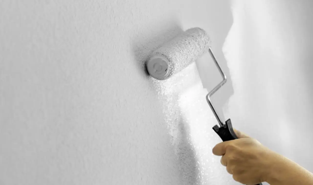 Stai per imbiancare? Non saltare assolutamente questo passaggio fondamentale per un risultato perfetto