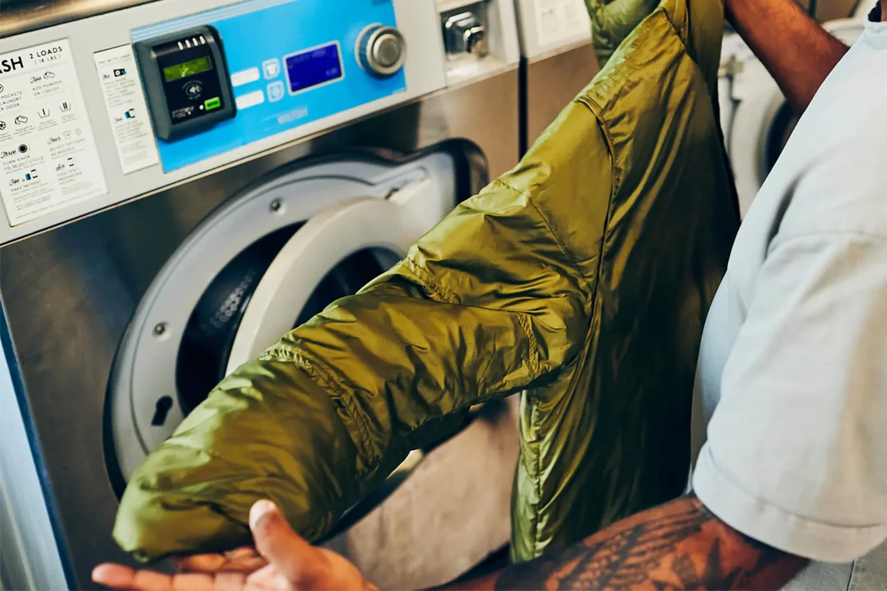 Lavaggio a secco: ecco i benefici e i rischi per i tuoi capi che non conoscevi